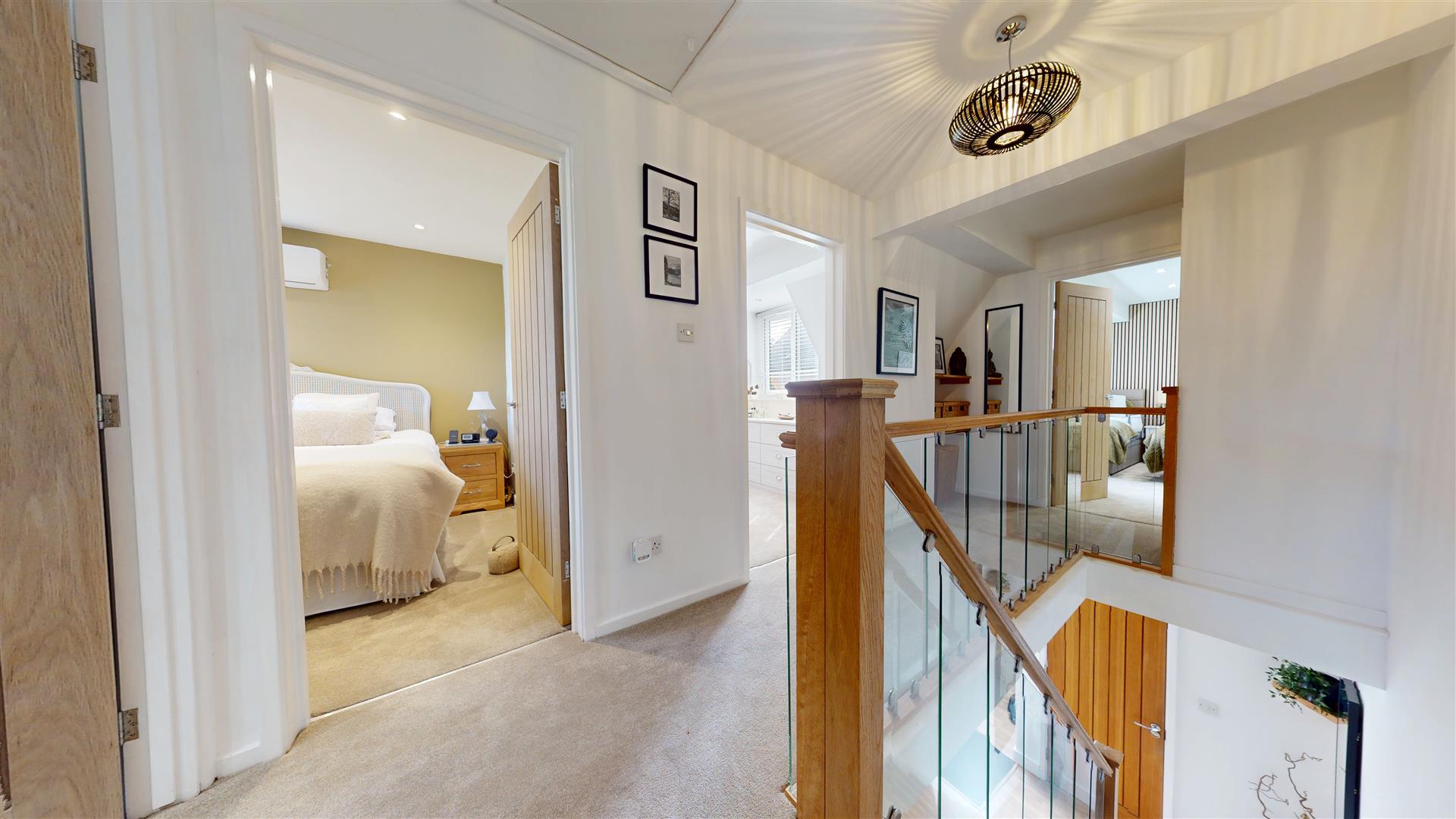 Eynsham Court, Woolstone, Milton Keynes